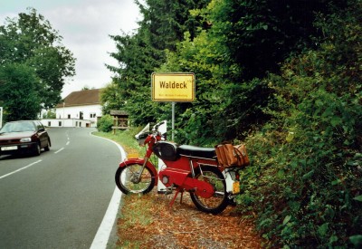 10-Aangekomen in Waldeck aan het einde van een 14 procent helling.jpg