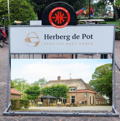 1-Herberg de pot.jpg